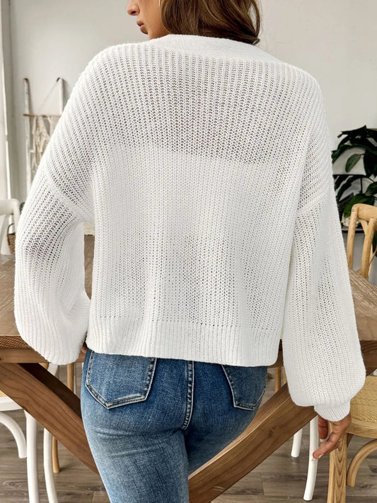 Minimalist Cropped Knit Cardigan – Fall/Winter Favorite