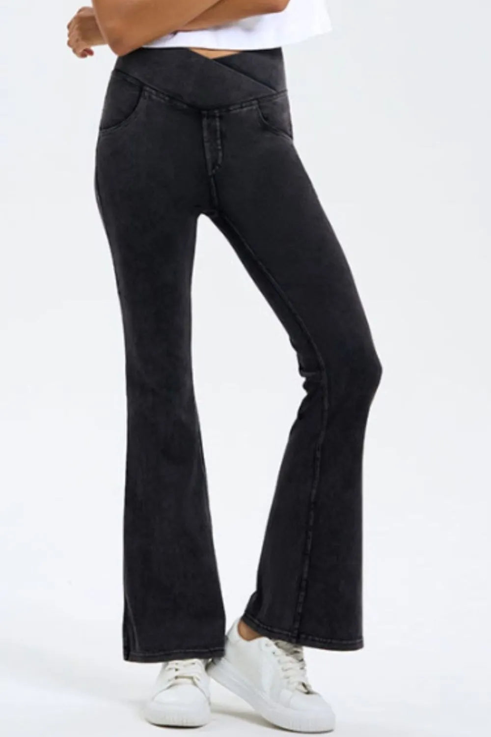 High-Stretch Bootcut Jeans with Pockets