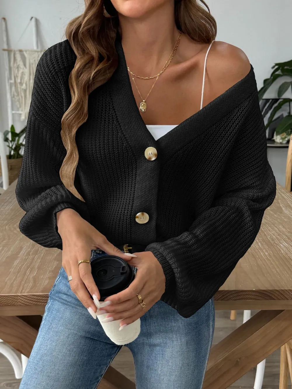 Minimalist Cropped Knit Cardigan – Fall/Winter Favorite