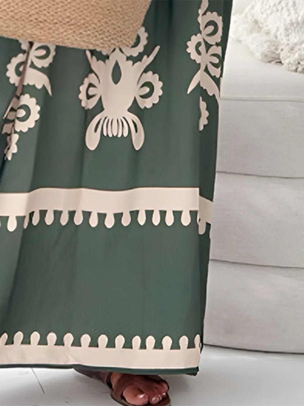 Sleeveless Spaghetti Strap Maxi Dress – Perfect for Casual or Evening Wear with a Touch of Print