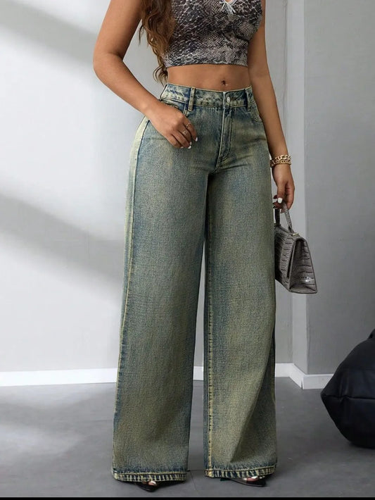 High-Waist Wide-Leg Jeans – Timelessly Chic, Perfect for Any Occasion
