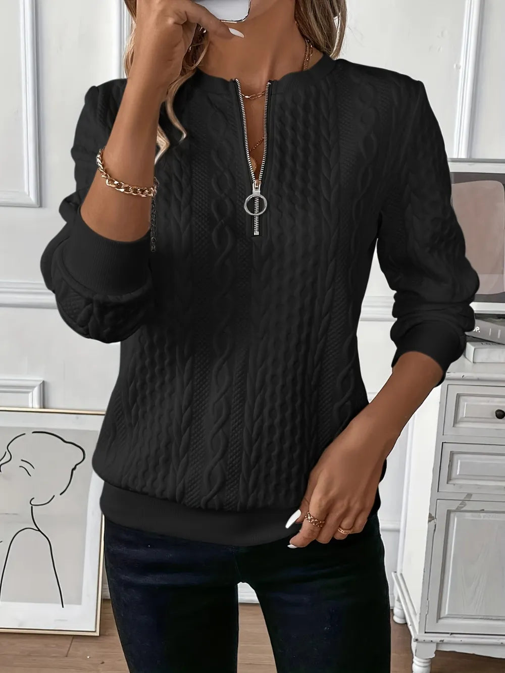 Textured Half Zip Sweatshirt – Long Sleeves for Comfort and Style