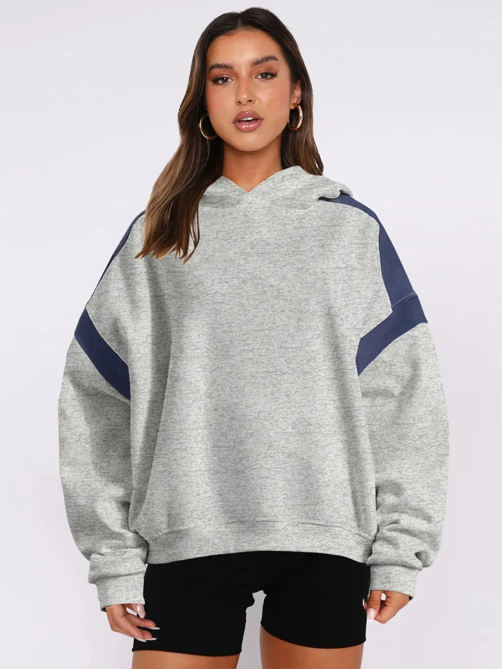 Long Sleeve Hoodie with Contrast Detailing and Dropped Shoulders – Relaxed and Trendy