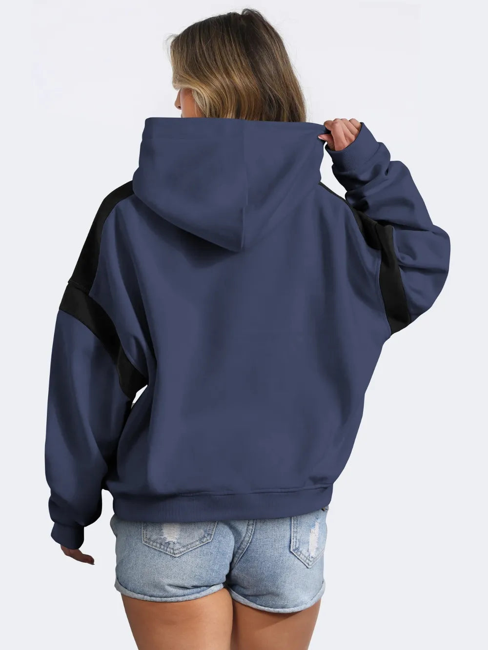 Long Sleeve Hoodie with Contrast Detailing and Dropped Shoulders – Relaxed and Trendy