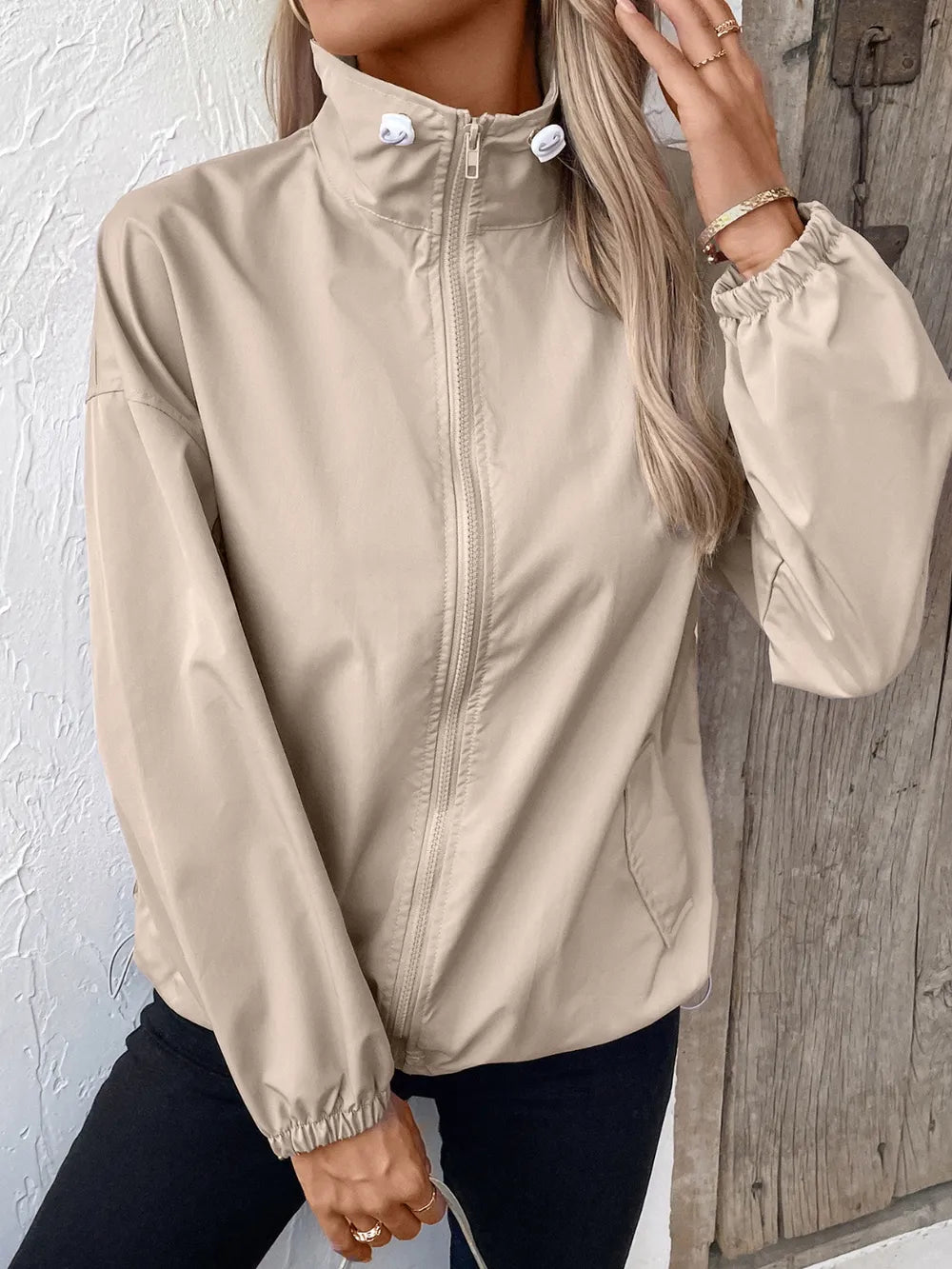 The Pocket Jacket – Cool, Comfy, and Effortlessly Stylish