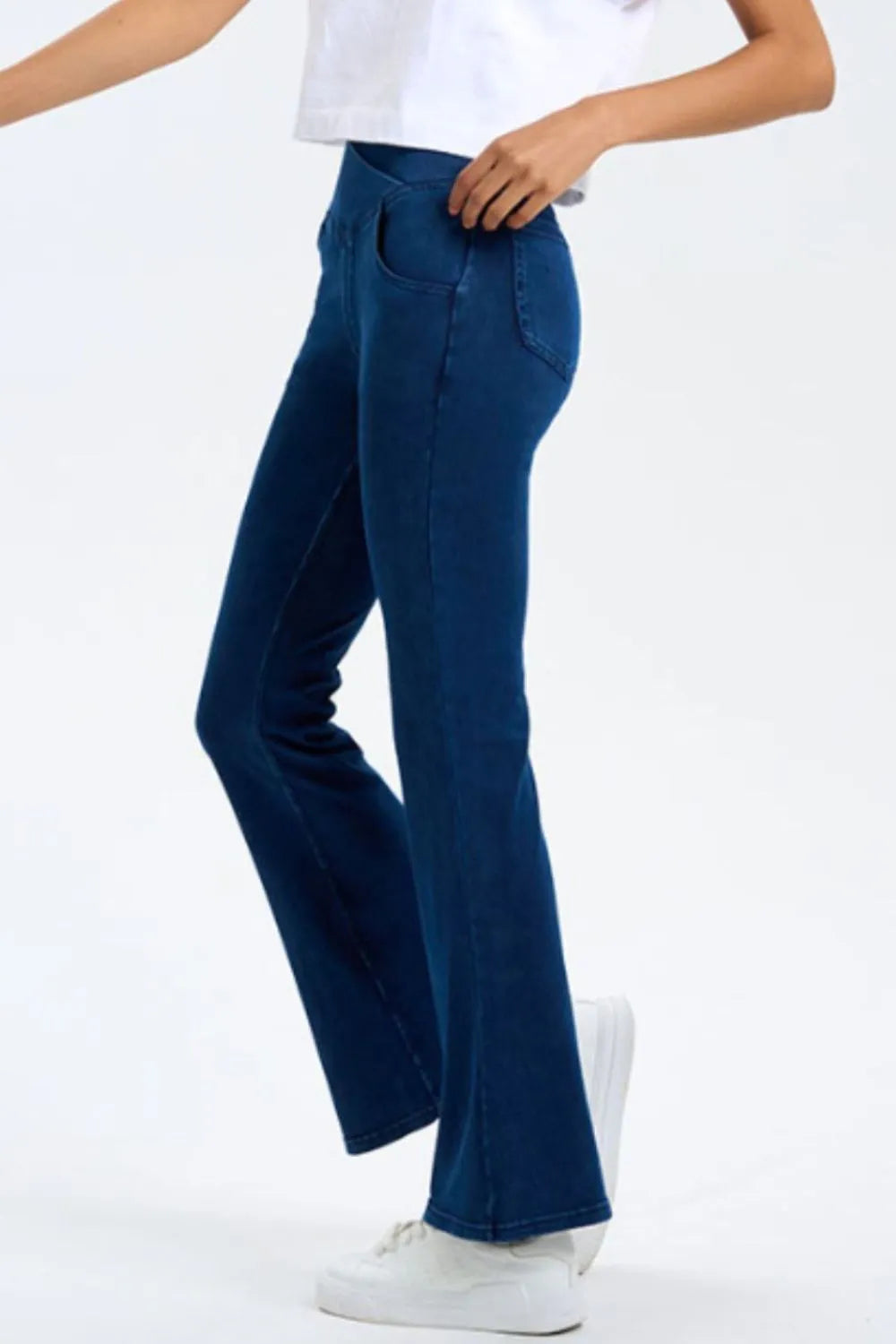 High-Stretch Bootcut Jeans with Pockets