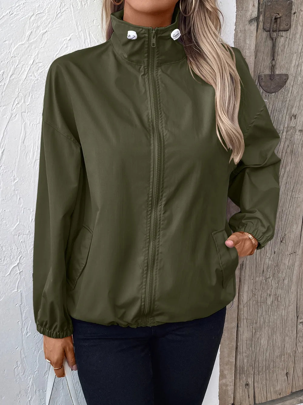 The Pocket Jacket – Cool, Comfy, and Effortlessly Stylish