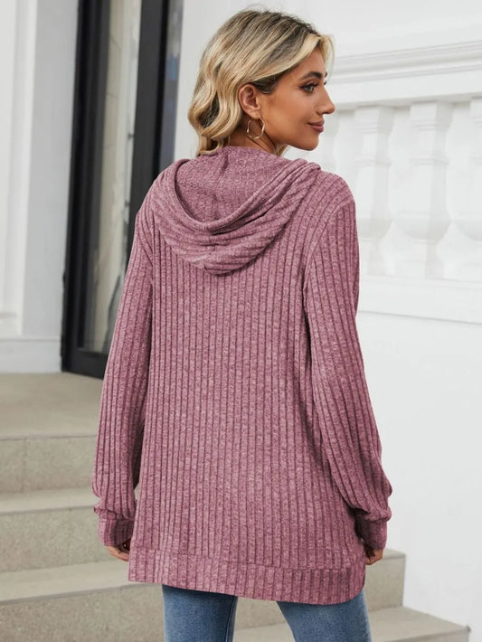 Cozy Drawstring Hoodie – Long Sleeves for Comfort and Versatility