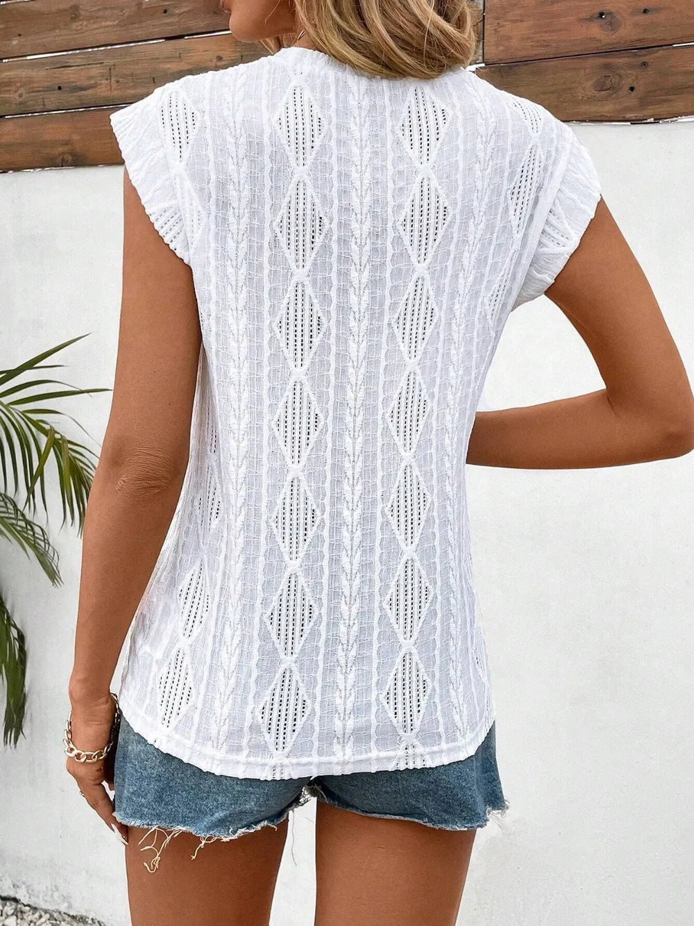 Delicate Eyelet Cap Sleeve Top – Round Neck Style