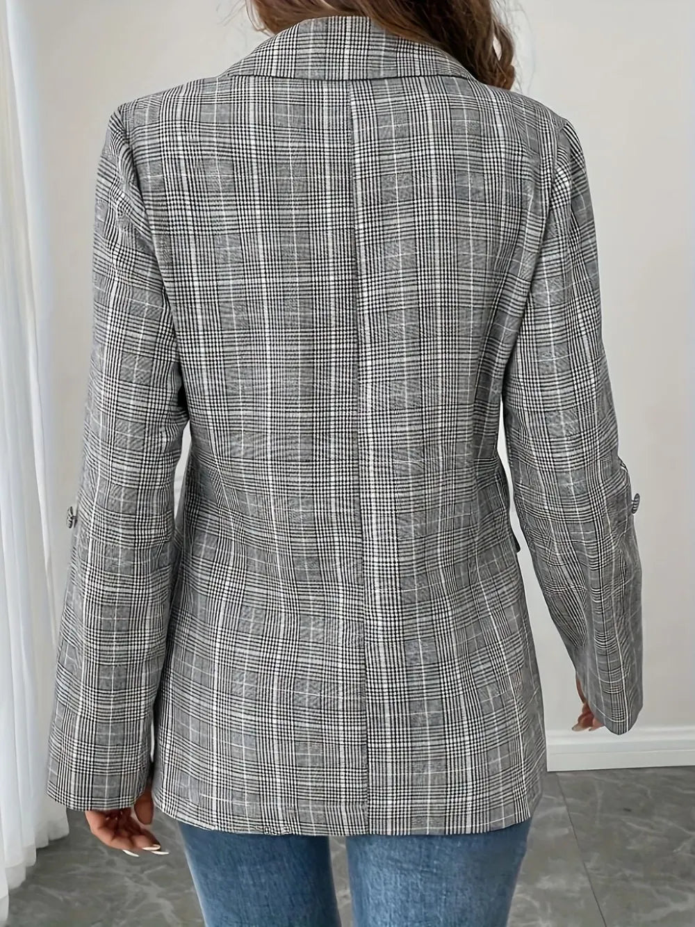 Plaid Blazer with Single-Breasted Closure and Lapel Collar