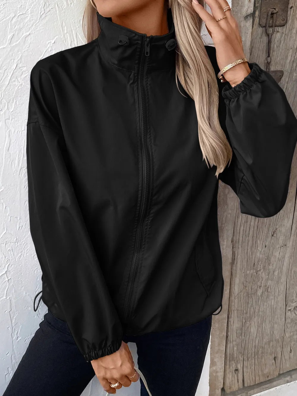 The Pocket Jacket – Cool, Comfy, and Effortlessly Stylish
