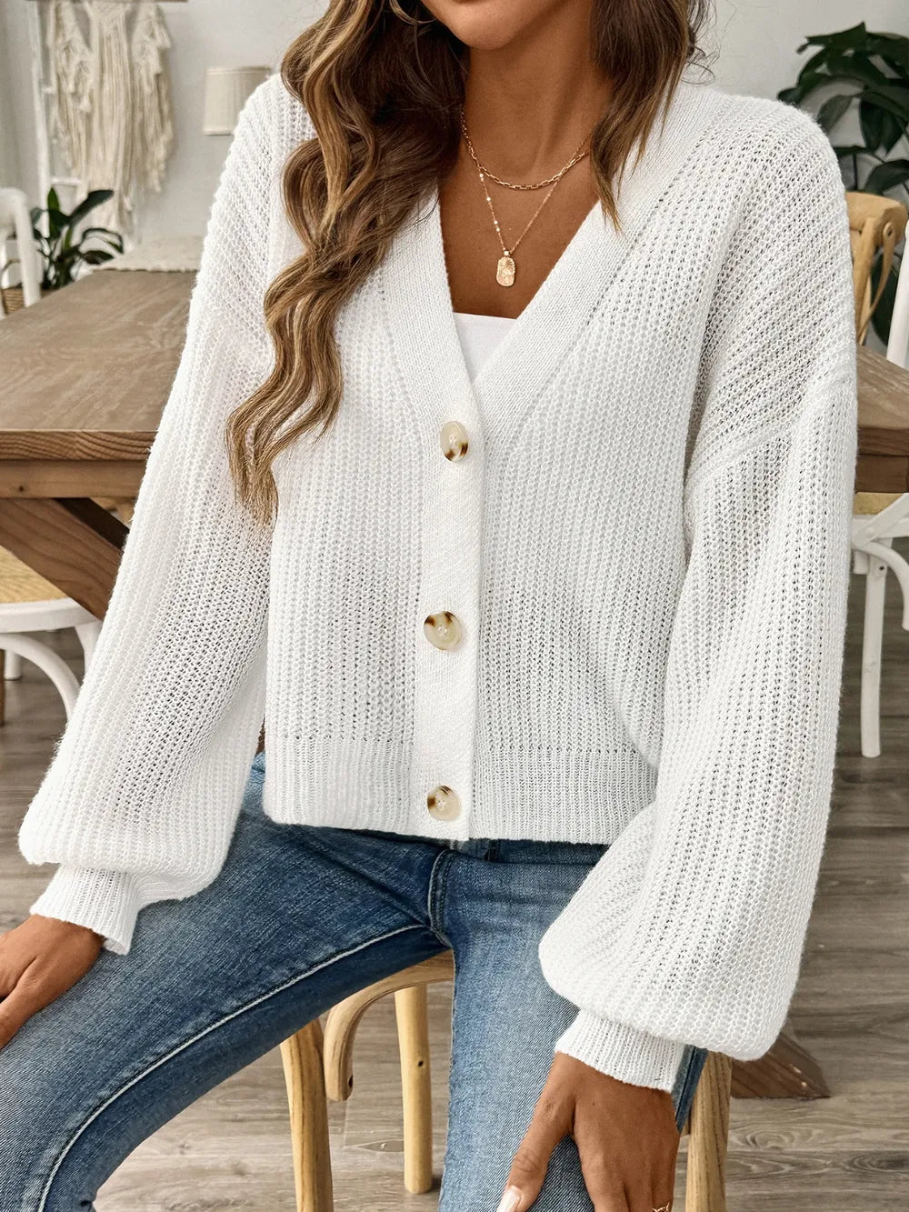 Minimalist Cropped Knit Cardigan – Fall/Winter Favorite