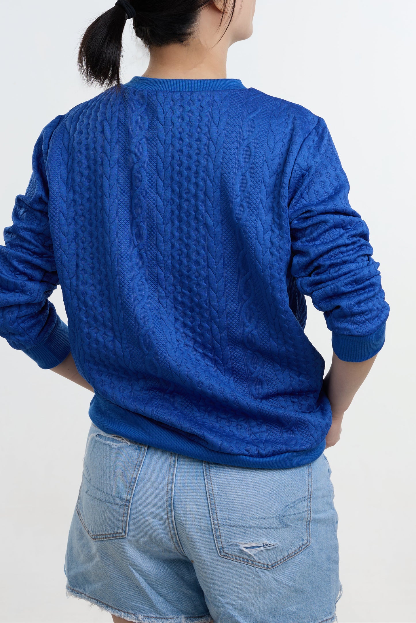 Textured Half Zip Sweatshirt – Long Sleeves for Comfort and Style