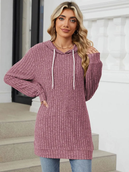 Cozy Drawstring Hoodie – Long Sleeves for Comfort and Versatility
