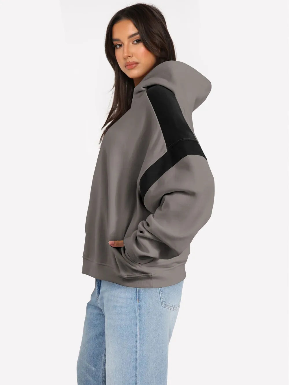 Long Sleeve Hoodie with Contrast Detailing and Dropped Shoulders – Relaxed and Trendy