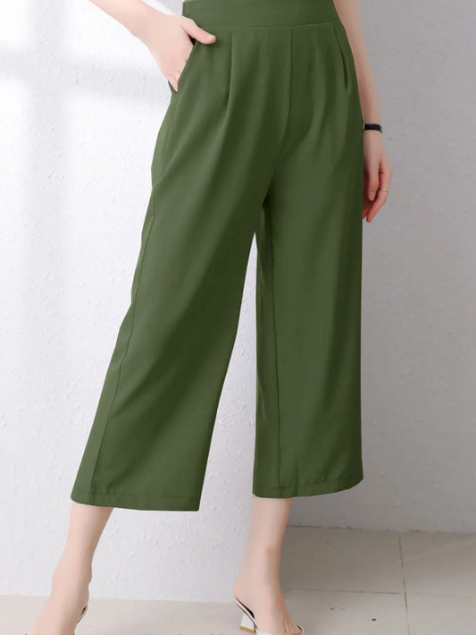 Pants with Pockets and a Half-Elastic Waistband