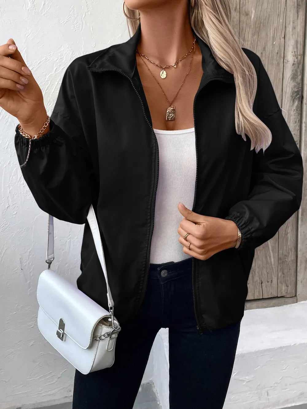 The Pocket Jacket  – Cool, Comfy, and Effortlessly Stylish